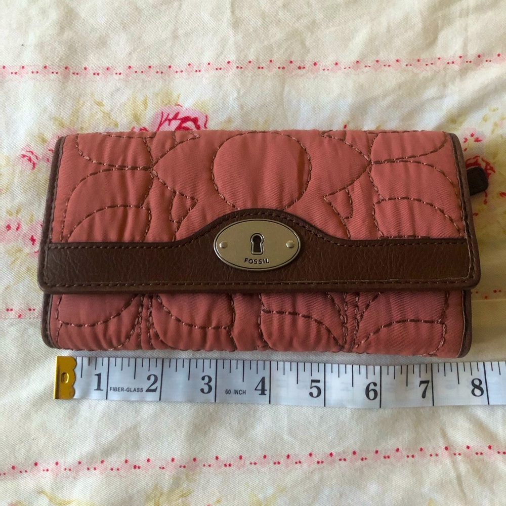 Fossil Key-Per Quilted Nylon Wallet Os - image 4